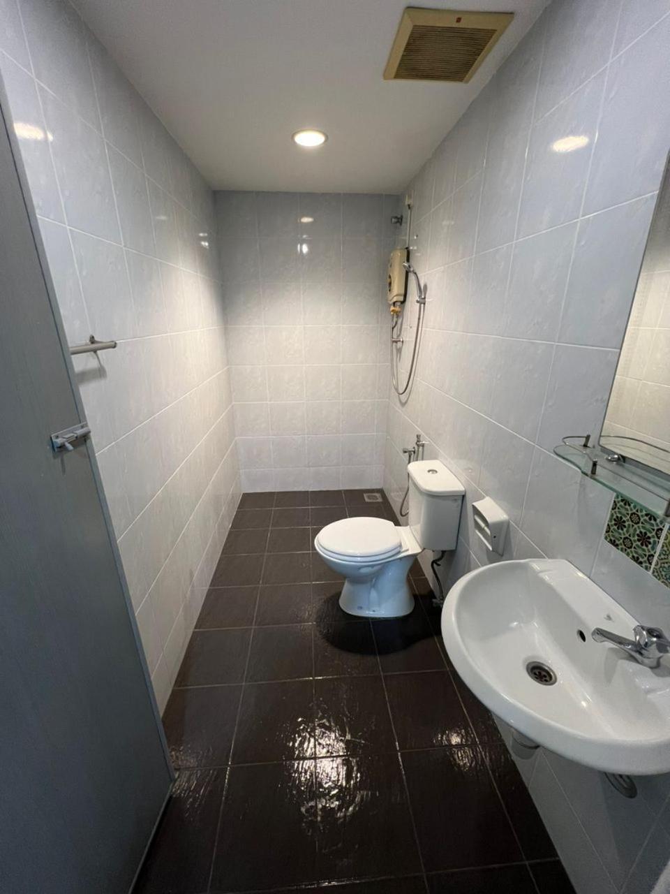 M Straits Hotel Melaka Zewnętrze zdjęcie
